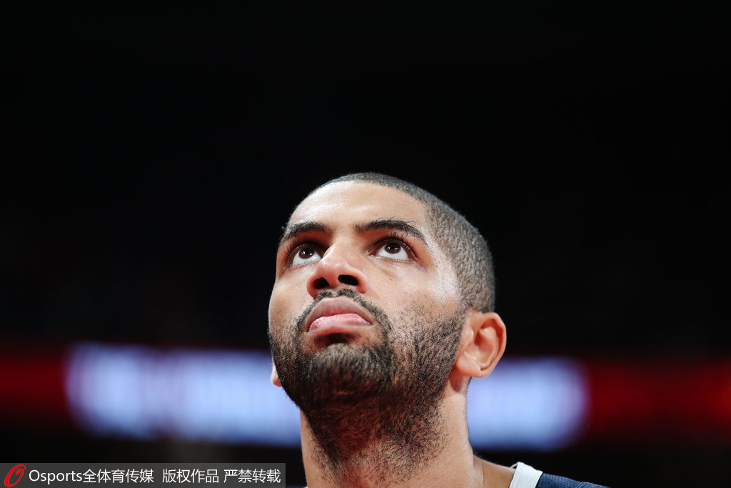 南韩男篮险胜公牛，巴图姆制霸全场