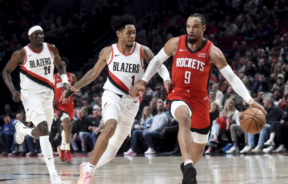 菲律宾男篮鏖战雄鹿,拉塞尔三分雨点燃全场 菲律宾男篮鏖战雄鹿,拉塞尔三分雨点燃全场