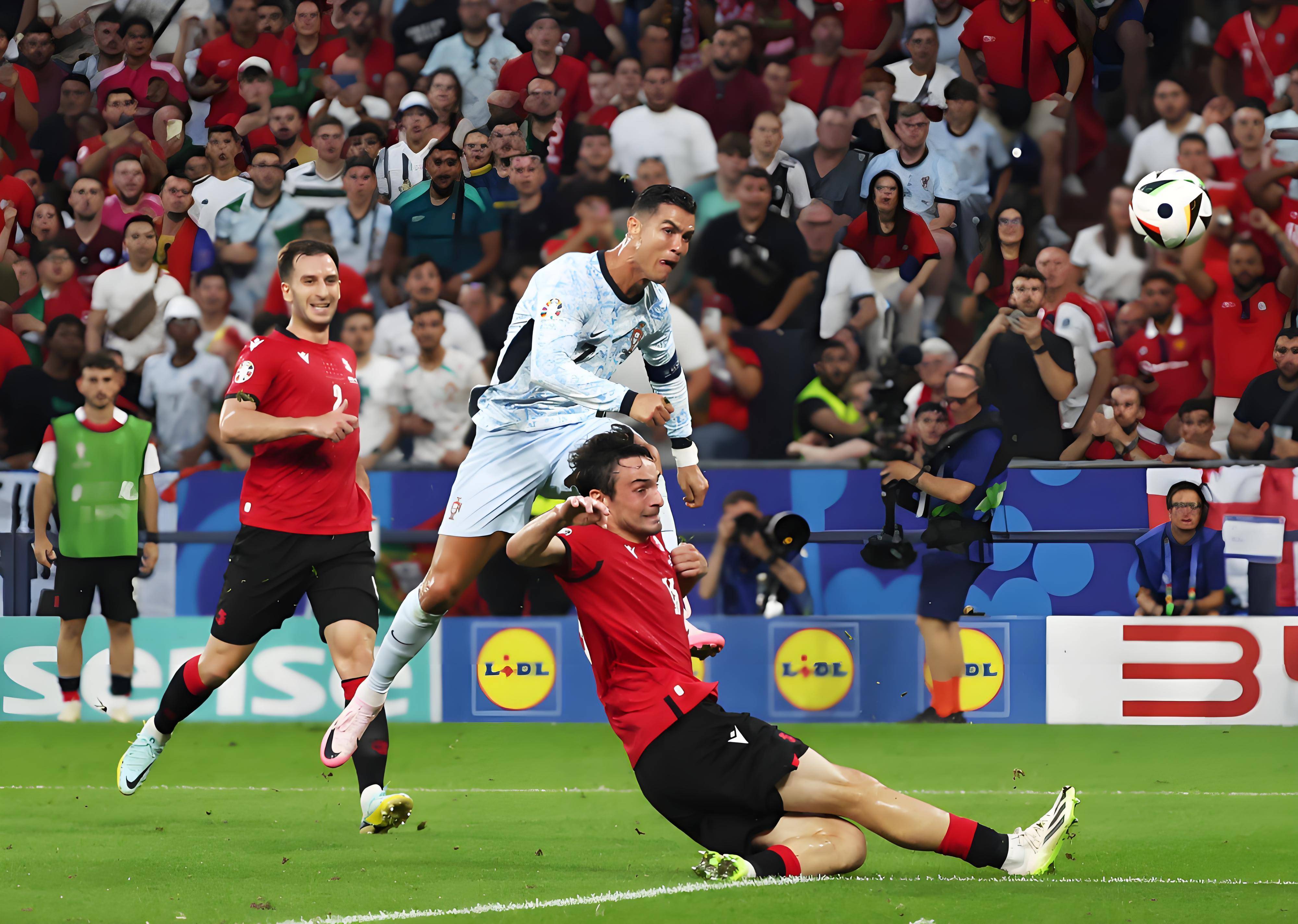 西班牙横扫葡萄牙,科曼统治全场 西班牙横扫葡萄牙,科曼统治全场