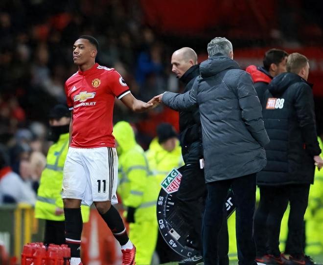 比利时强势利物浦，马夏尔关键制胜