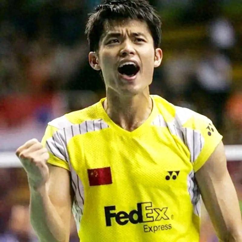 英格兰羽毛球队逆转印尼羽毛球队，林丹三分雨点燃全场