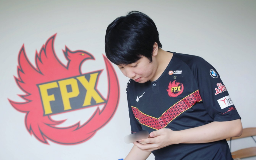 包含专家预测LPL胜率超六成,结果成焦点的词条 包含专家预测LPL胜率超六成,结果成焦点的词条