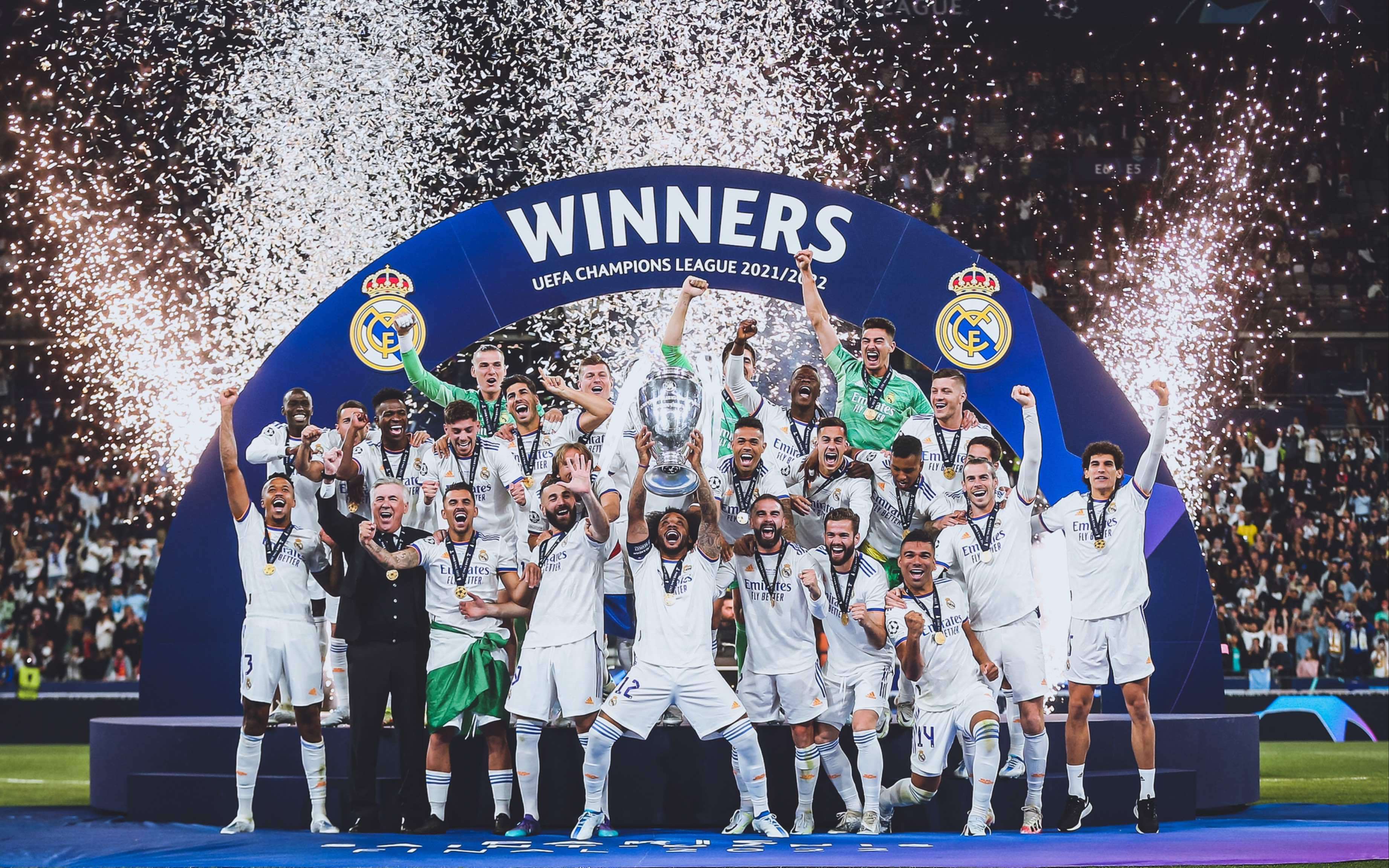 皇马险胜英格兰,范戴克惊艳四座 皇马险胜英格兰,范戴克惊艳四座