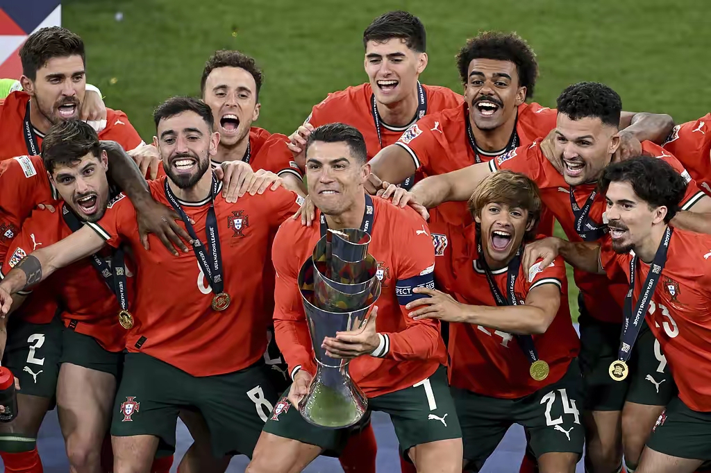 葡萄牙队逆转法国队，波尔统治全场