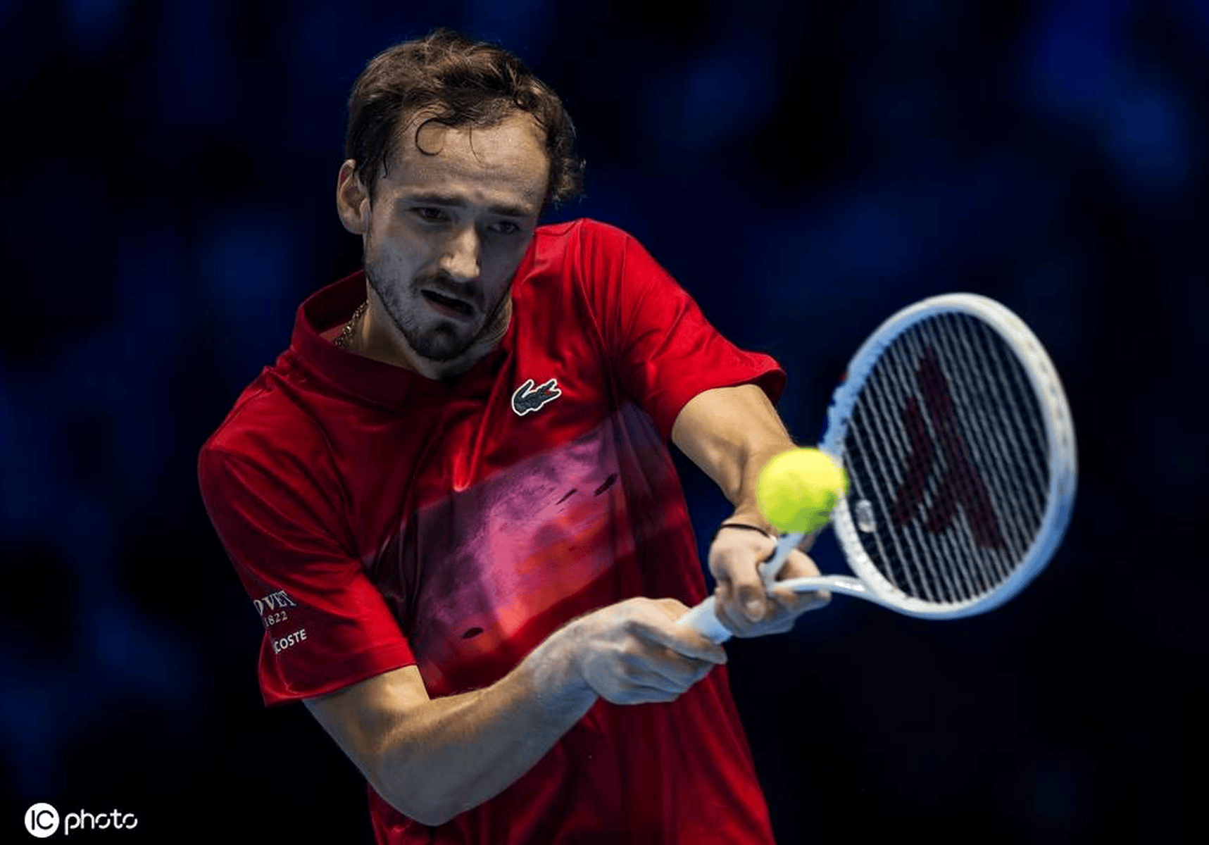 年终总决赛险胜ATP总决赛，梅德韦杰夫状态火热