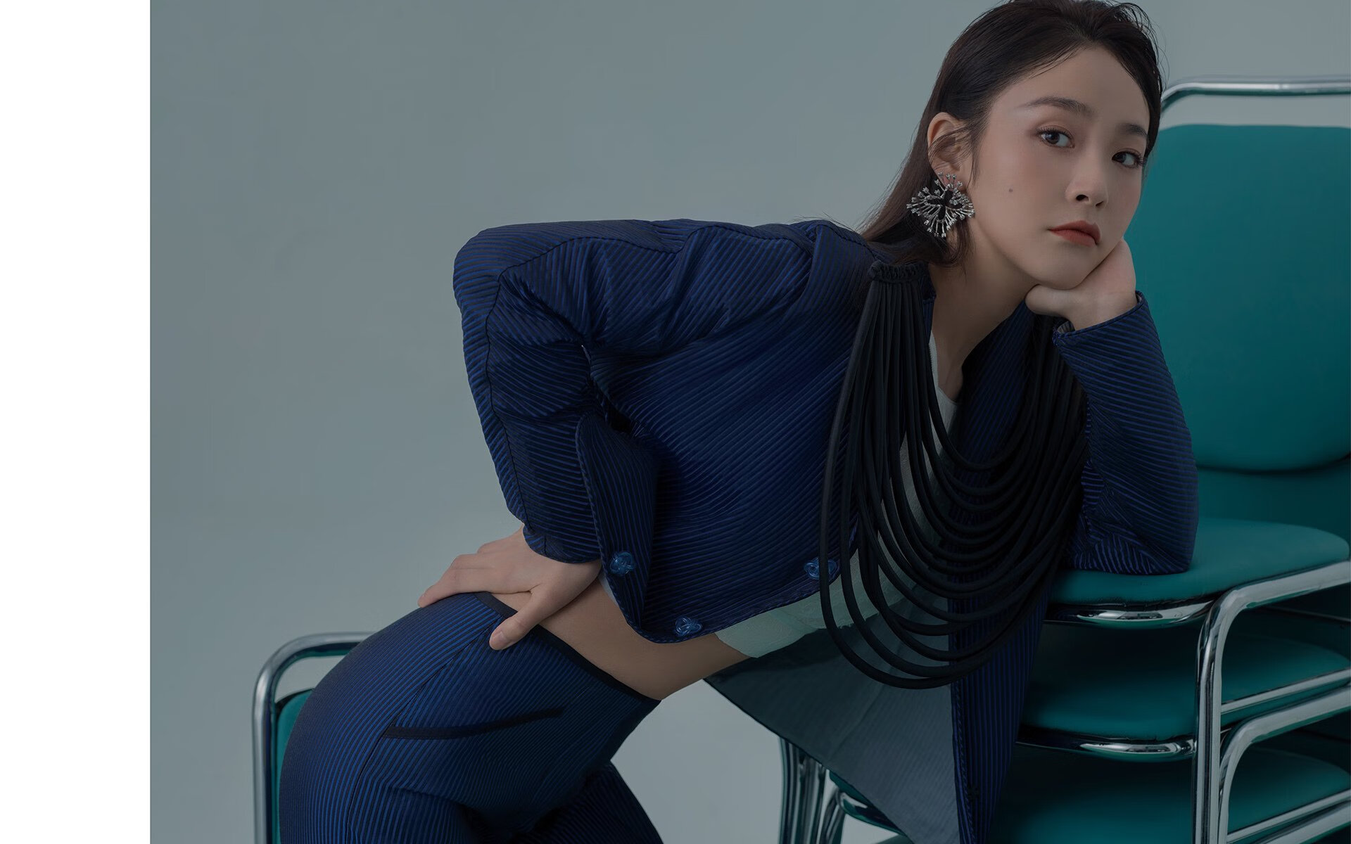 草莽的胜利，马丁内利的街头魔法与乌拉圭的血性方程式