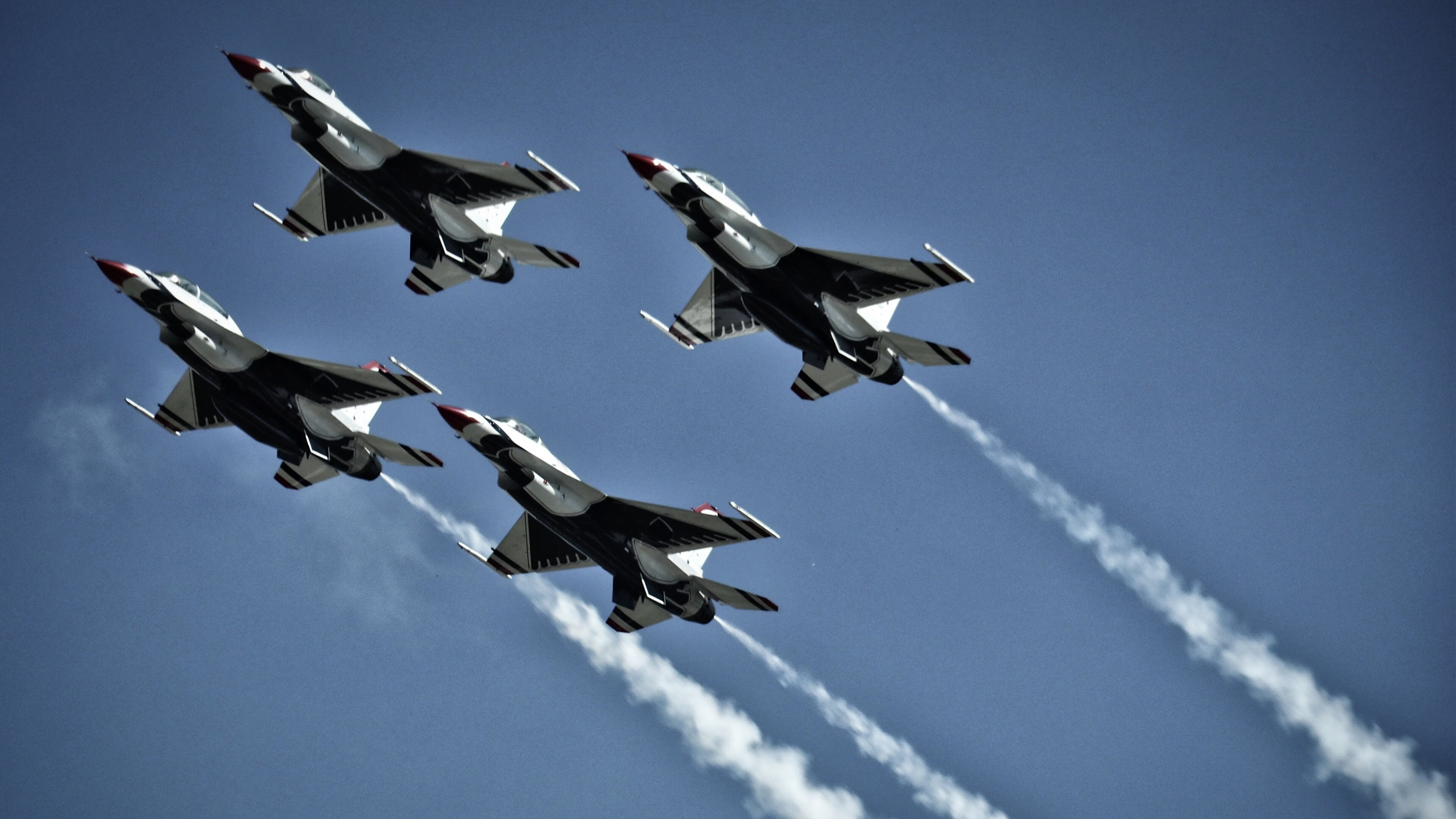 当古希腊哲学遇见巴黎铁塔，阿拉巴的杀伤如何定义现代足球